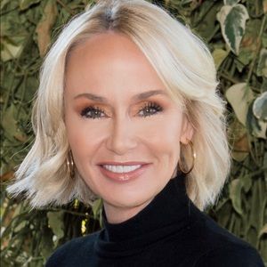 Meet your Posher, Lesa